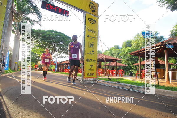 Buy your photos of the event1 Beer Run Expo guas on Fotop