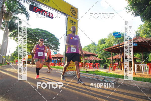 Buy your photos of the event1 Beer Run Expo guas on Fotop