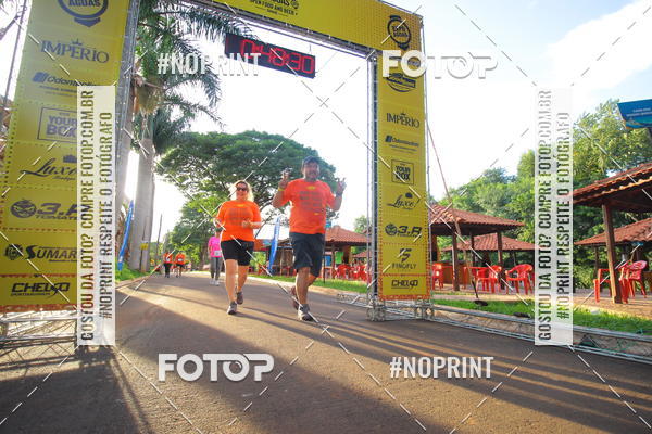 Buy your photos of the event1 Beer Run Expo guas on Fotop