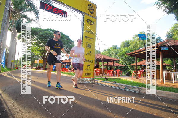 Buy your photos of the event1 Beer Run Expo guas on Fotop