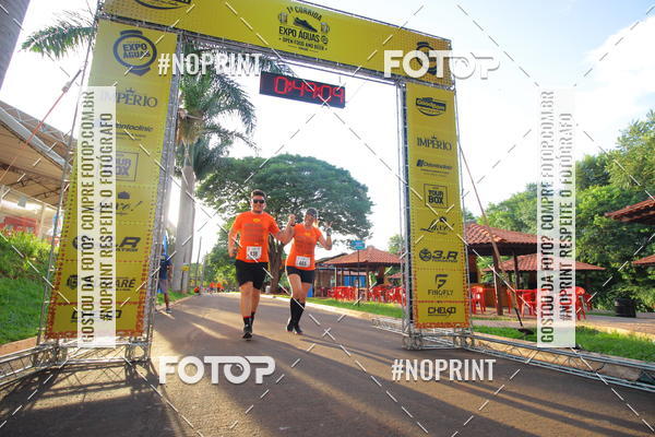 Buy your photos of the event1 Beer Run Expo guas on Fotop