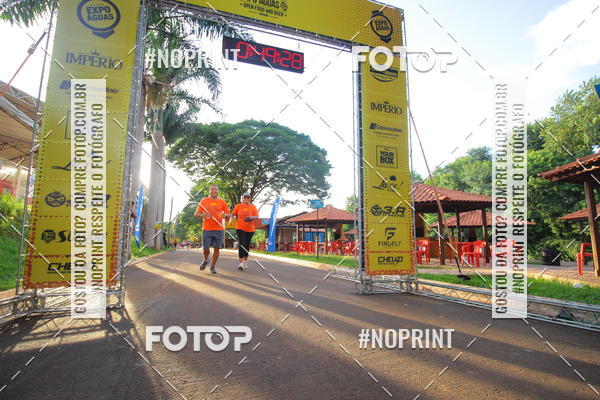 Buy your photos of the event1 Beer Run Expo guas on Fotop