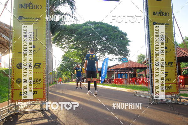 Buy your photos of the event1 Beer Run Expo guas on Fotop