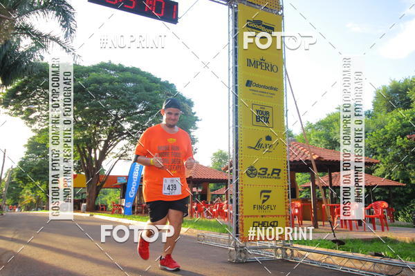 Buy your photos of the event1 Beer Run Expo guas on Fotop