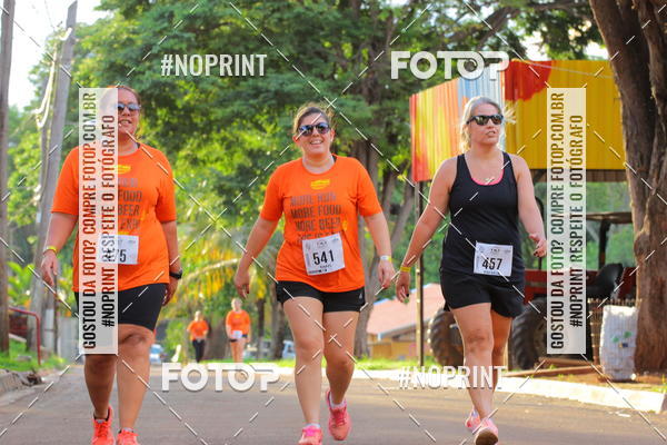 Buy your photos of the event1 Beer Run Expo guas on Fotop