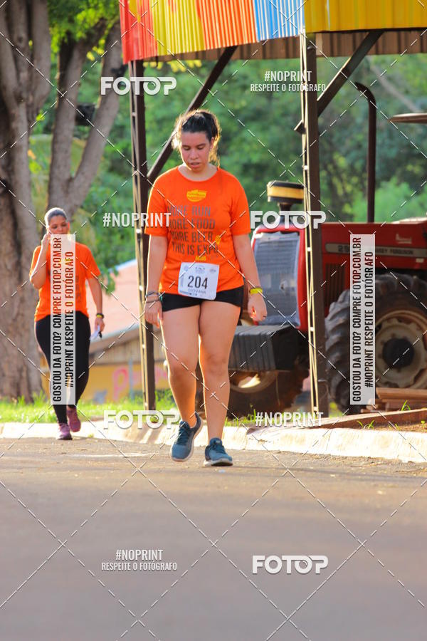 Buy your photos of the event1 Beer Run Expo guas on Fotop
