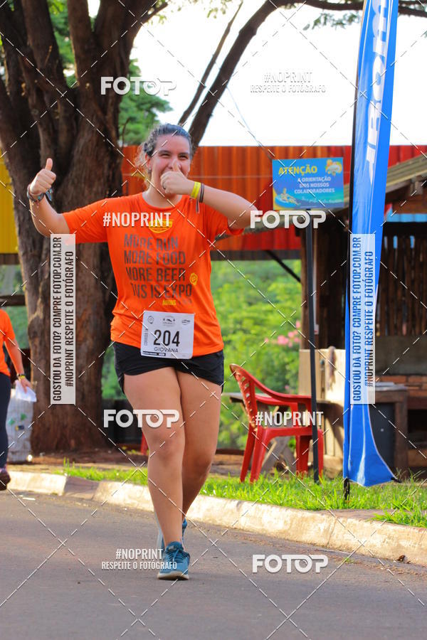 Buy your photos of the event1 Beer Run Expo guas on Fotop