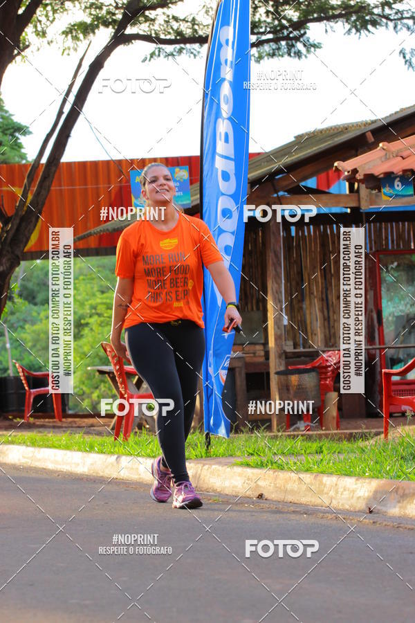 Buy your photos of the event1 Beer Run Expo guas on Fotop