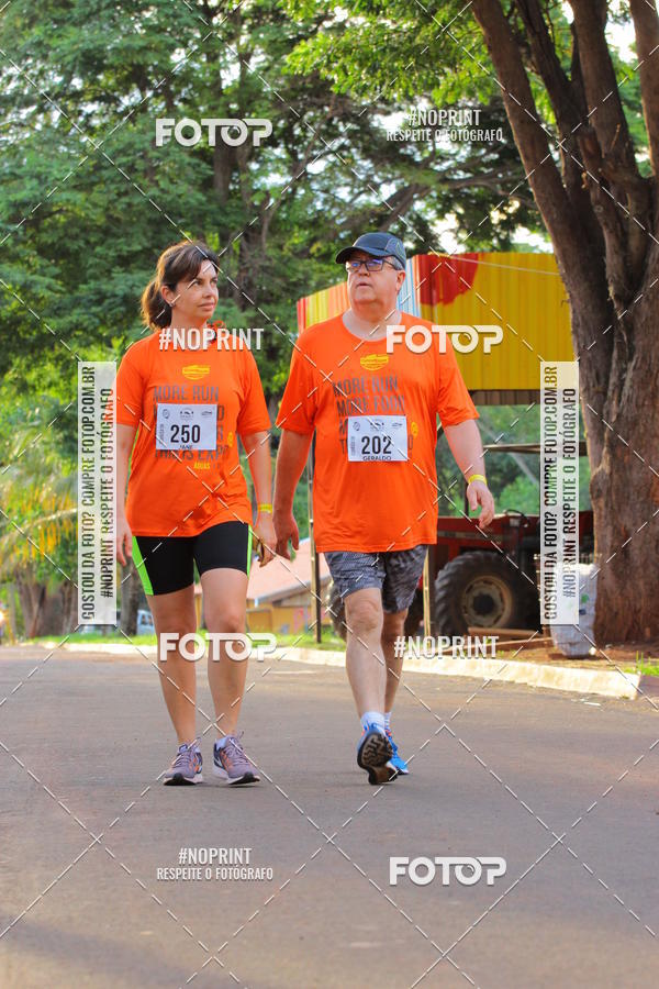 Buy your photos of the event1 Beer Run Expo guas on Fotop