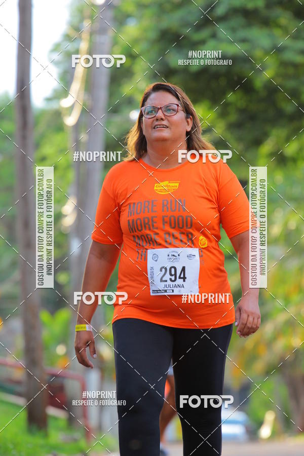 Buy your photos of the event1 Beer Run Expo guas on Fotop
