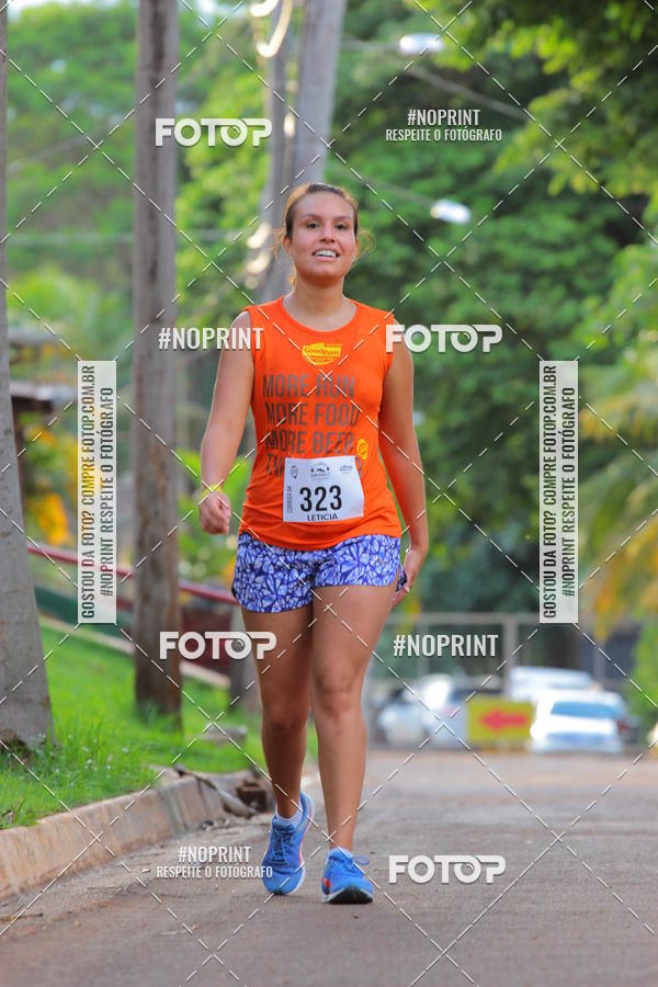 Buy your photos of the event1 Beer Run Expo guas on Fotop