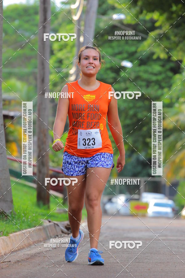 Buy your photos of the event1 Beer Run Expo guas on Fotop