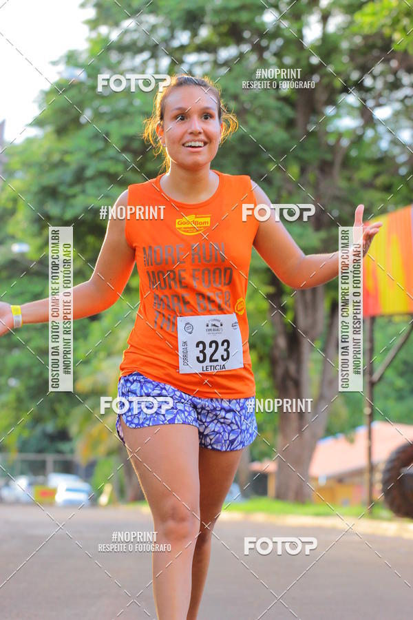Buy your photos of the event1 Beer Run Expo guas on Fotop