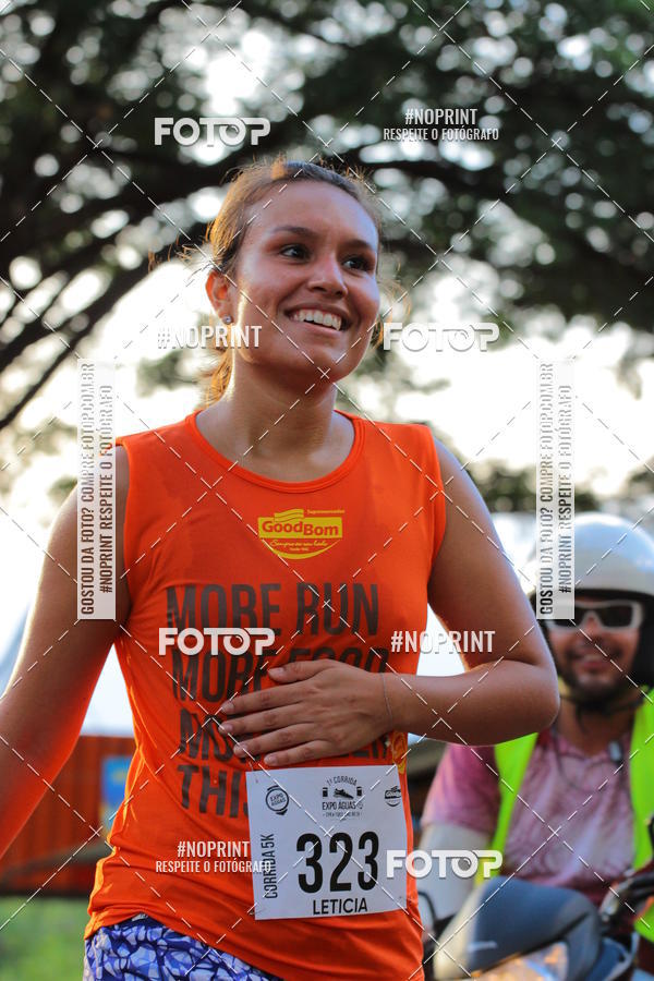 Buy your photos of the event1 Beer Run Expo guas on Fotop