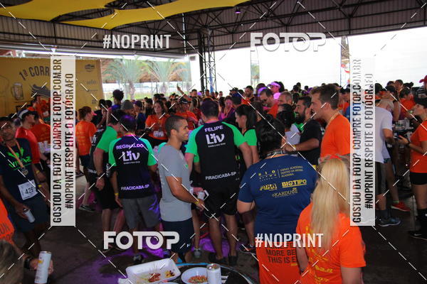 Buy your photos of the event1 Beer Run Expo guas on Fotop