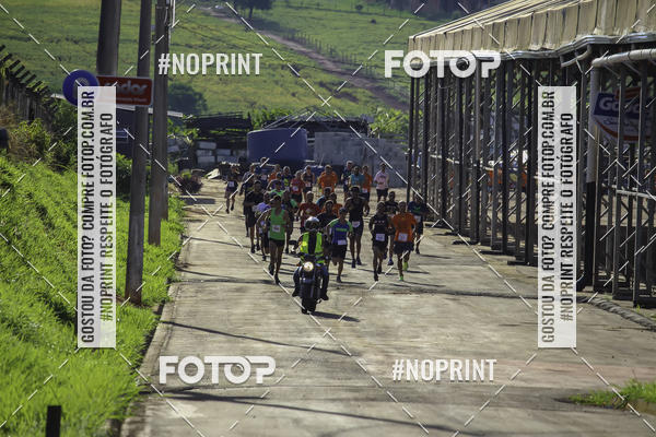 Buy your photos of the event1 Beer Run Expo guas on Fotop