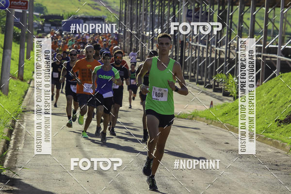 Buy your photos of the event1 Beer Run Expo guas on Fotop