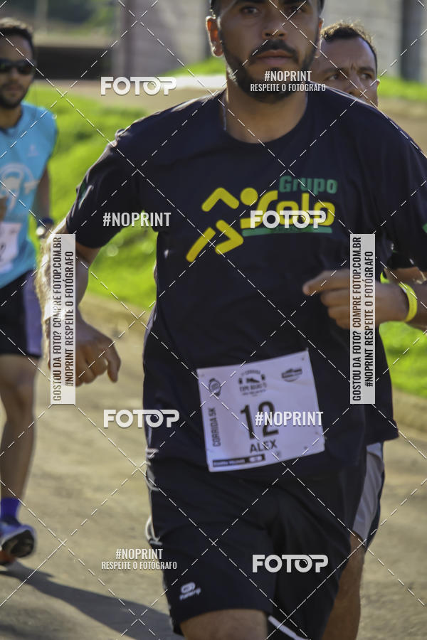 Buy your photos of the event1 Beer Run Expo guas on Fotop
