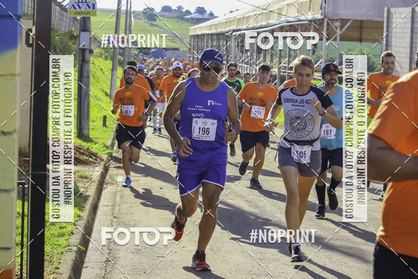 Buy your photos of the event1 Beer Run Expo guas on Fotop