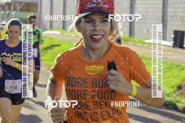 Buy your photos of the event1 Beer Run Expo guas on Fotop