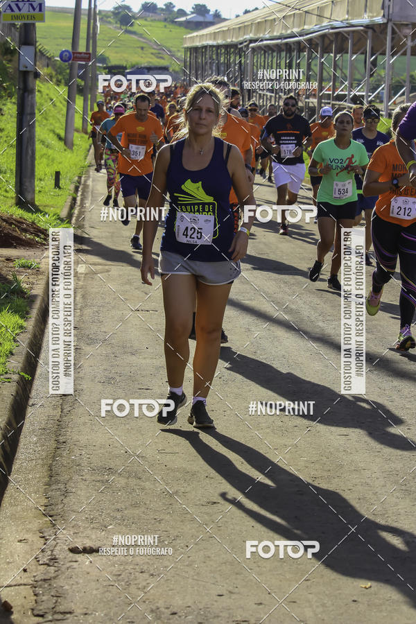 Buy your photos of the event1 Beer Run Expo guas on Fotop