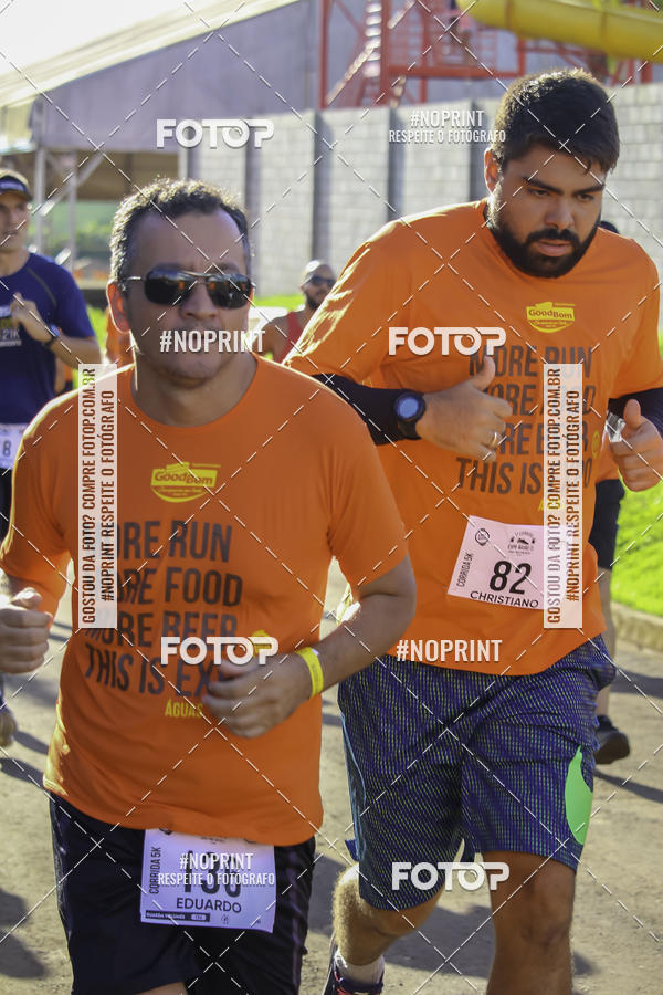 Buy your photos of the event1 Beer Run Expo guas on Fotop