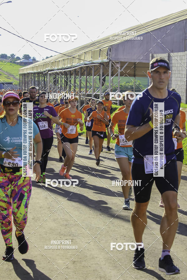 Buy your photos of the event1 Beer Run Expo guas on Fotop