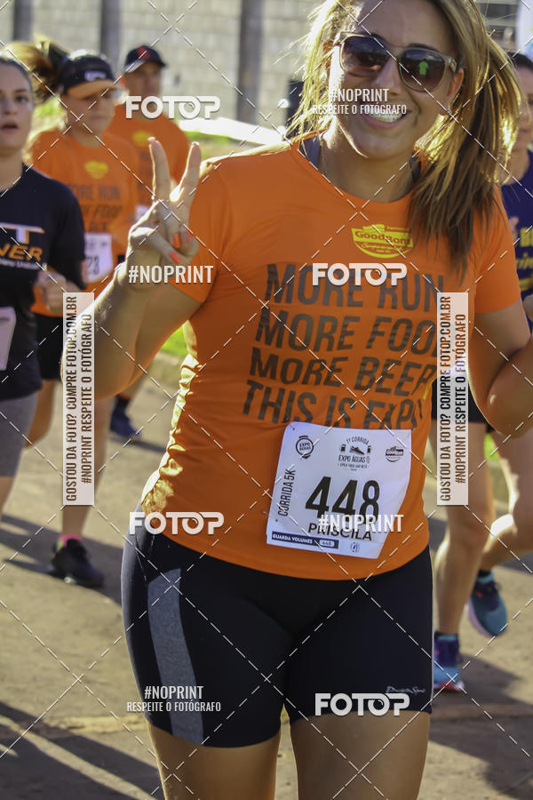 Buy your photos of the event1 Beer Run Expo guas on Fotop