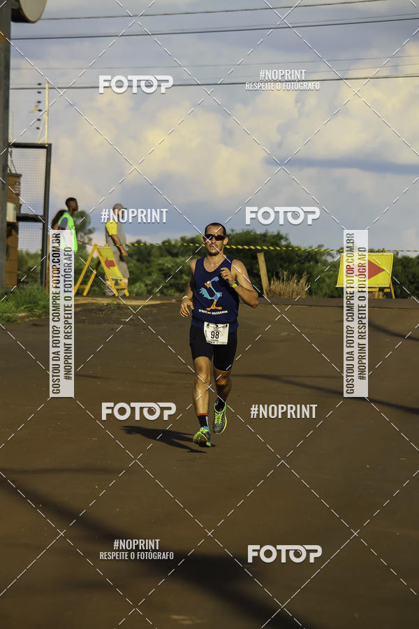 Buy your photos of the event1 Beer Run Expo guas on Fotop