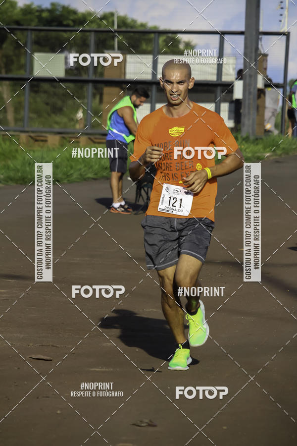 Buy your photos of the event1 Beer Run Expo guas on Fotop