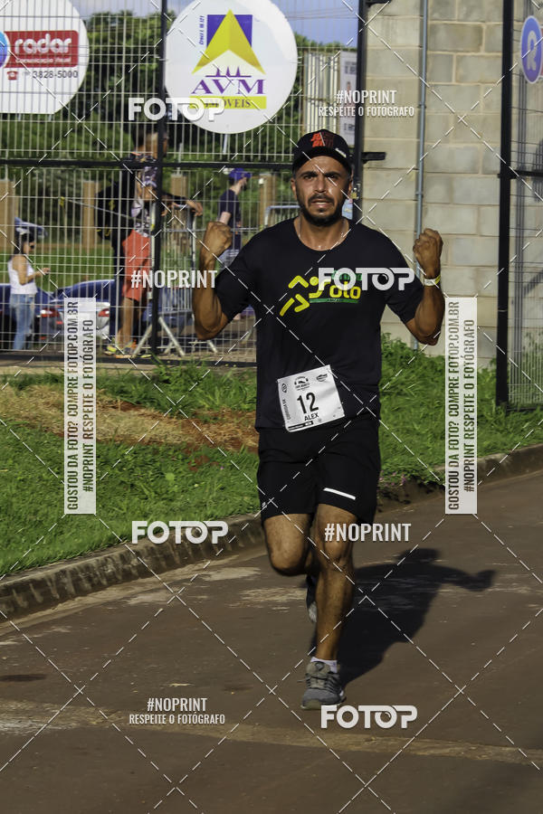 Buy your photos of the event1 Beer Run Expo guas on Fotop