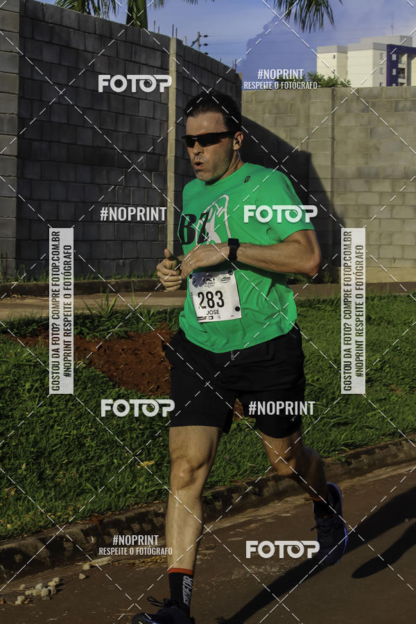 Buy your photos of the event1 Beer Run Expo guas on Fotop