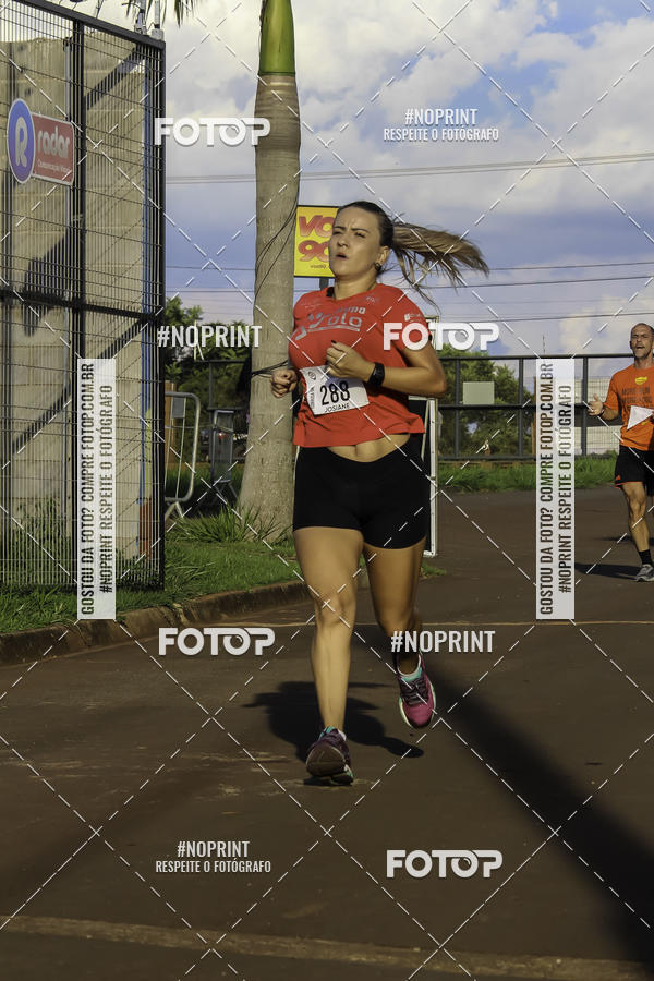 Buy your photos of the event1 Beer Run Expo guas on Fotop