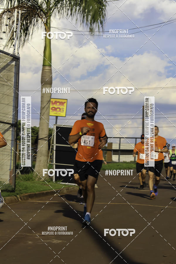 Buy your photos of the event1 Beer Run Expo guas on Fotop