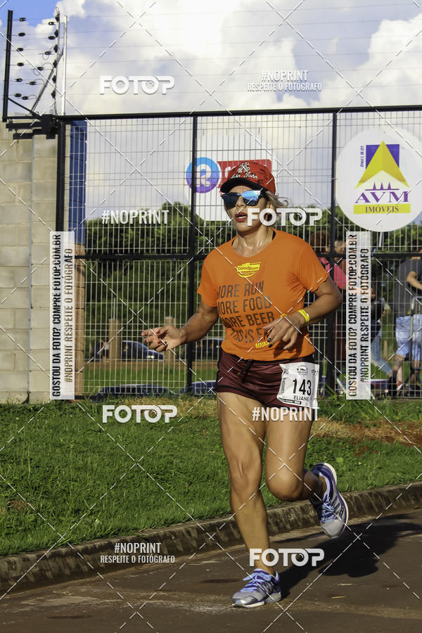 Buy your photos of the event1 Beer Run Expo guas on Fotop