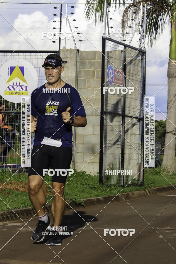 Buy your photos of the event1 Beer Run Expo guas on Fotop