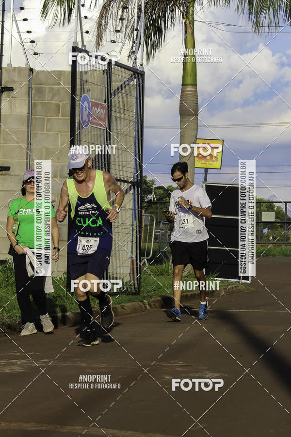 Buy your photos of the event1 Beer Run Expo guas on Fotop