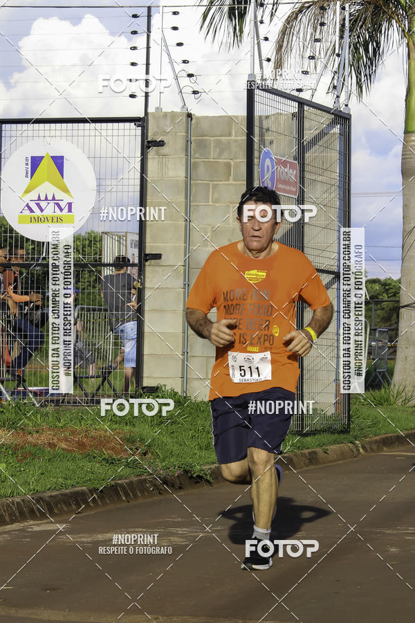 Buy your photos of the event1 Beer Run Expo guas on Fotop
