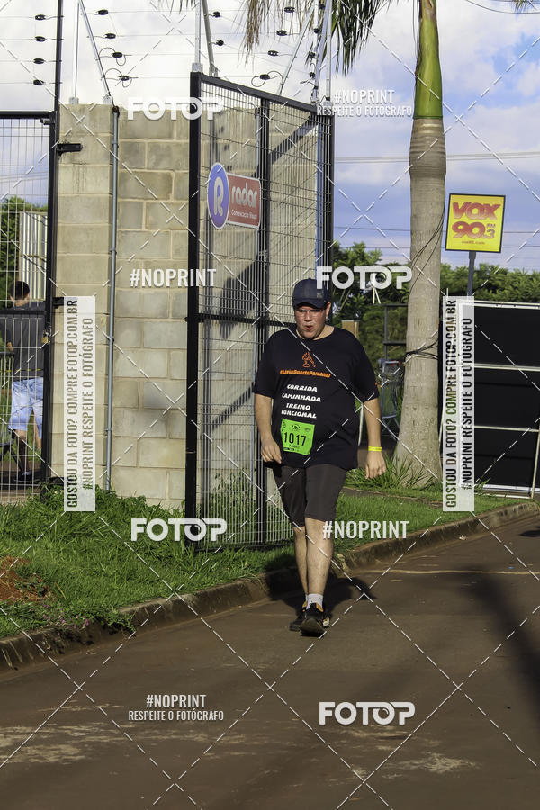 Buy your photos of the event1 Beer Run Expo guas on Fotop