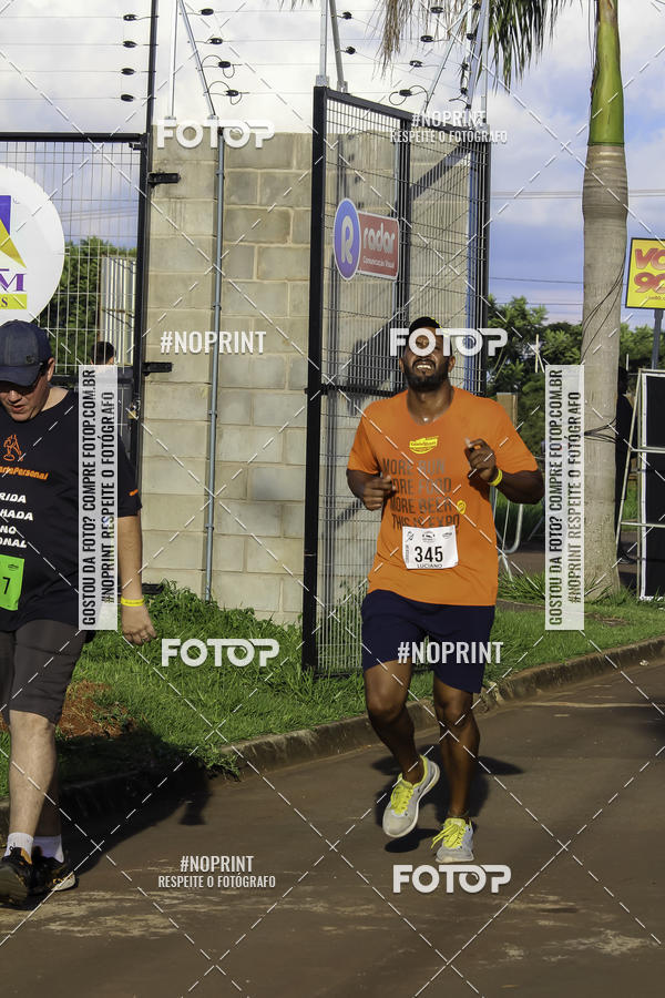 Buy your photos of the event1 Beer Run Expo guas on Fotop