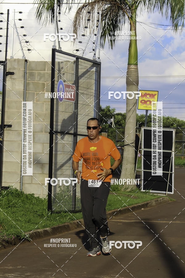 Buy your photos of the event1 Beer Run Expo guas on Fotop