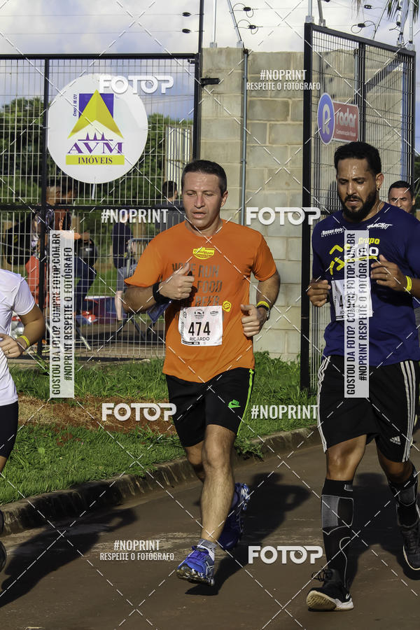 Buy your photos of the event1 Beer Run Expo guas on Fotop