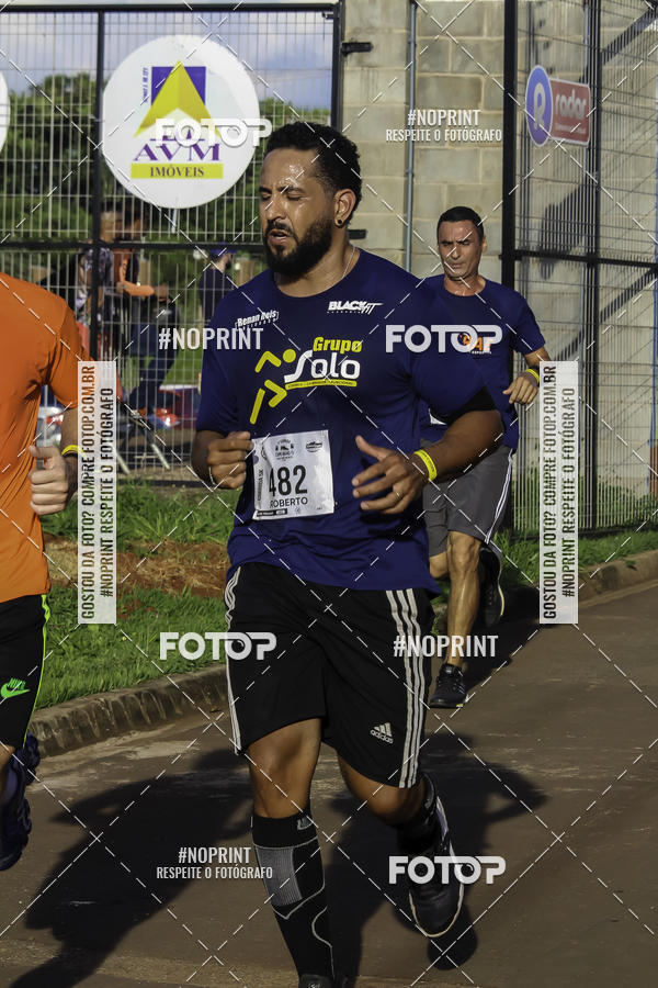 Buy your photos of the event1 Beer Run Expo guas on Fotop