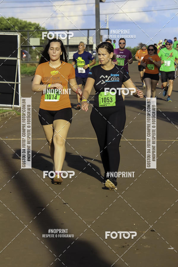 Buy your photos of the event1 Beer Run Expo guas on Fotop