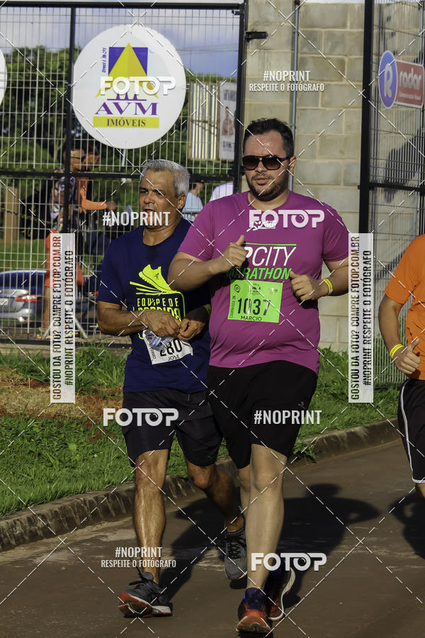 Buy your photos of the event1 Beer Run Expo guas on Fotop