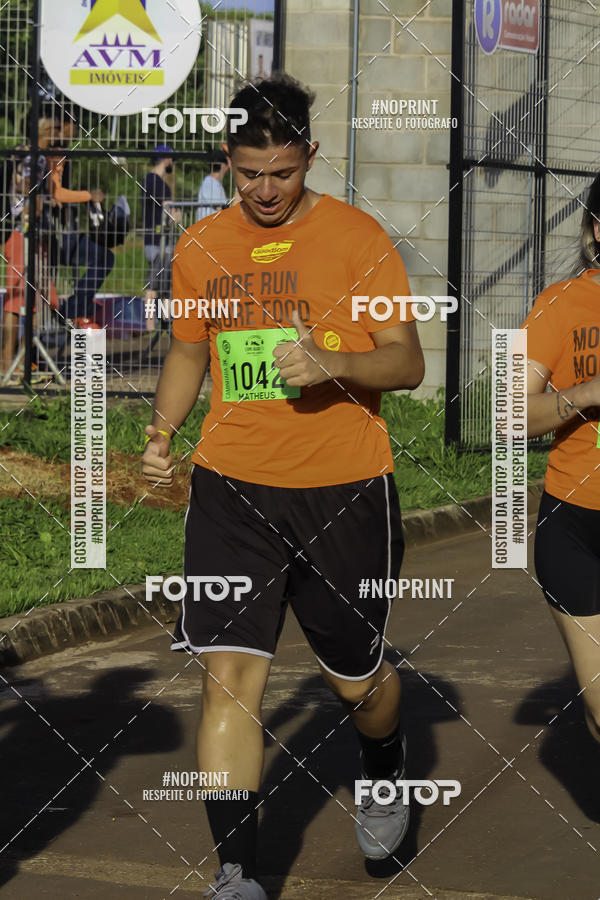 Buy your photos of the event1 Beer Run Expo guas on Fotop