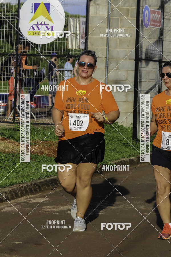 Buy your photos of the event1 Beer Run Expo guas on Fotop