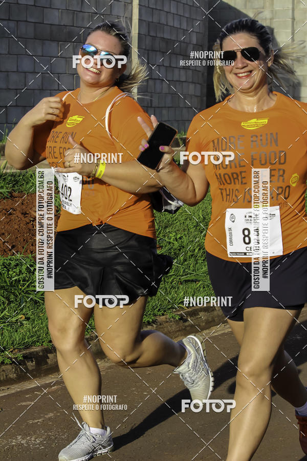 Buy your photos of the event1 Beer Run Expo guas on Fotop