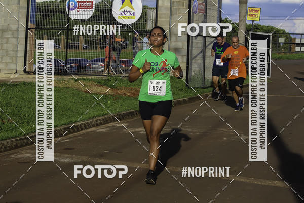 Buy your photos of the event1 Beer Run Expo guas on Fotop