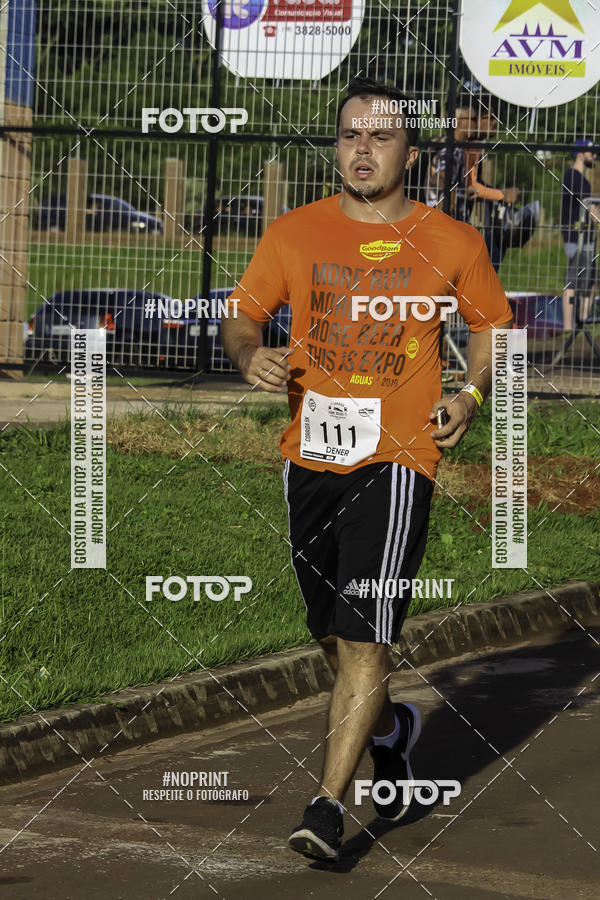Buy your photos of the event1 Beer Run Expo guas on Fotop